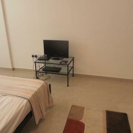 Studio, E104 With Double Bed, Kitchen & Shower Room, Sunny Balcony Peyia Exterior foto